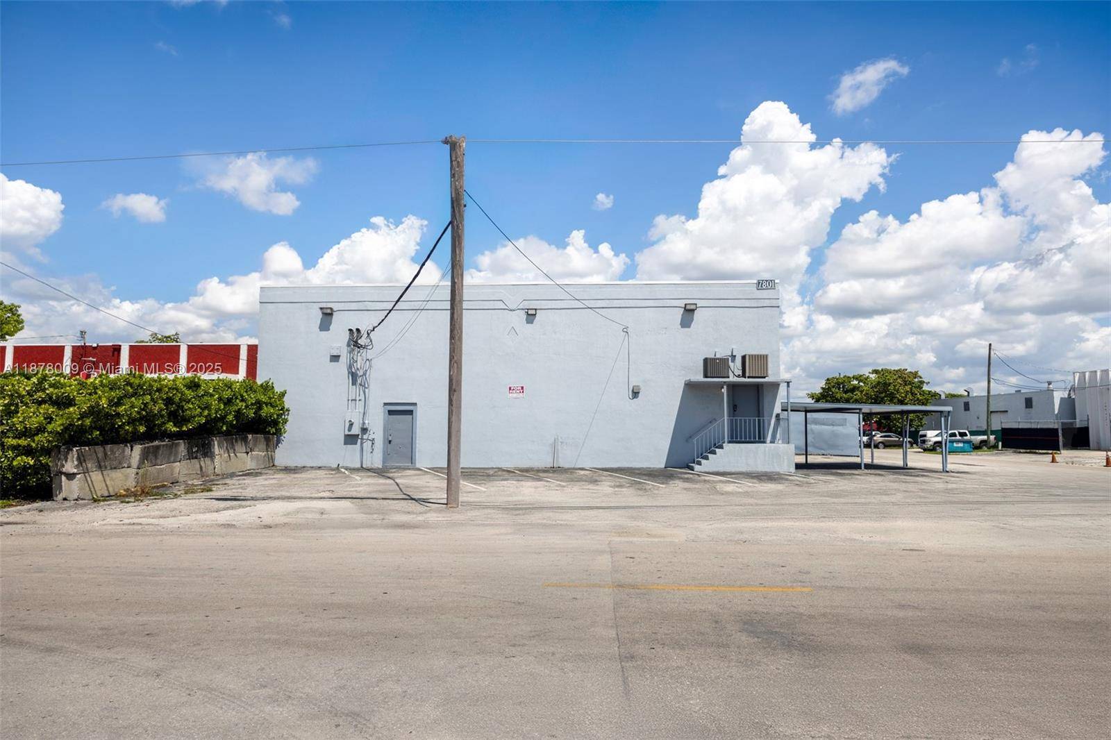 Doral, FL 33166,7801 NW 52nd St