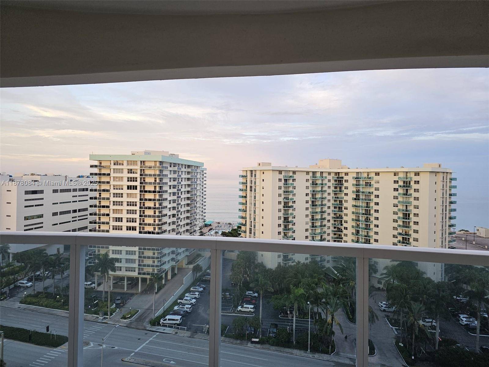 Hollywood, FL 33019,3800 S Ocean Dr #1518