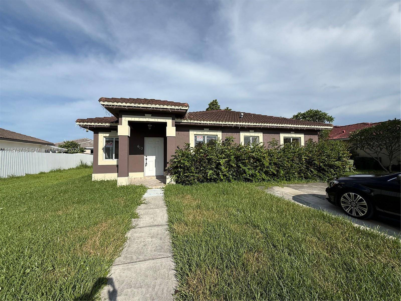 Homestead, FL 33033,613 SE 14th Pl