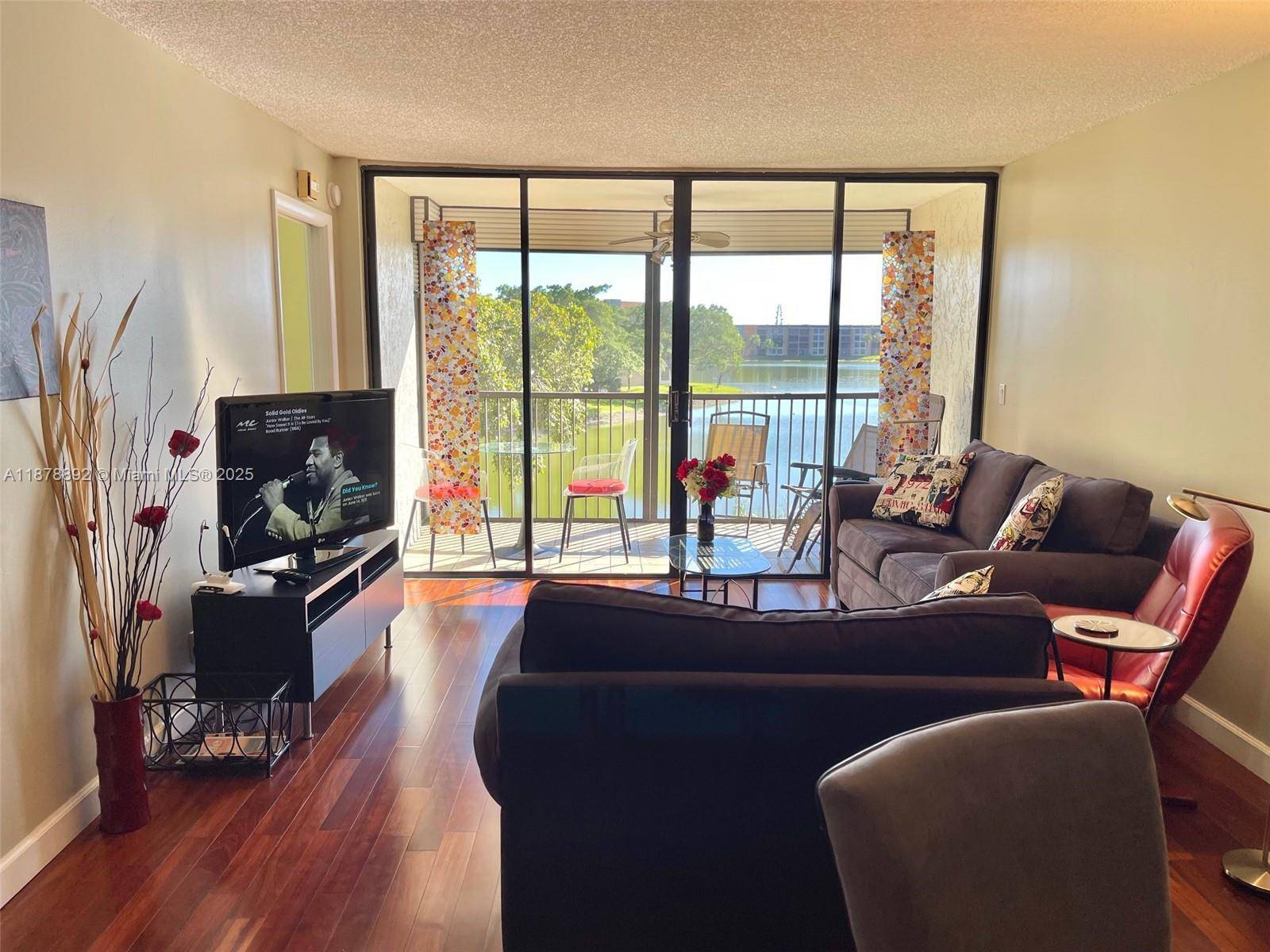 Margate, FL 33063,5831 Coral Lake Dr #307