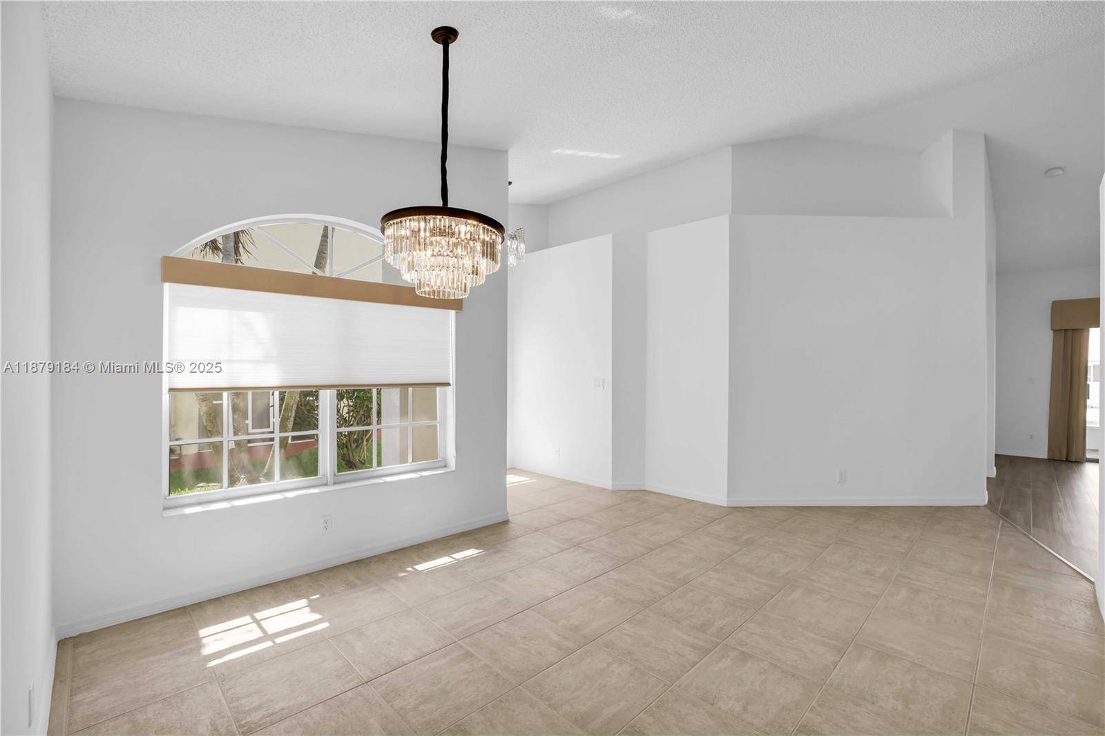 Delray Beach, FL 33484,6082 Heliconia Rd