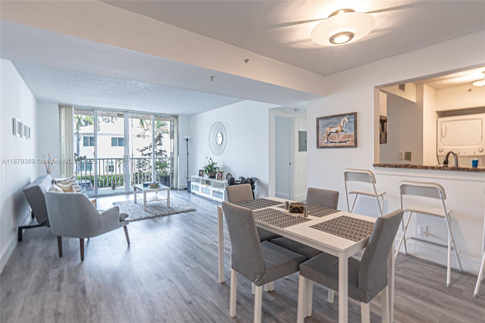 Dania Beach, FL 33004,1450 SE 3rd Ave #209