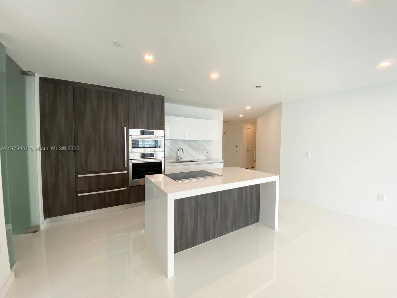 Miami, FL 33132,851 NE 1st Ave #3709