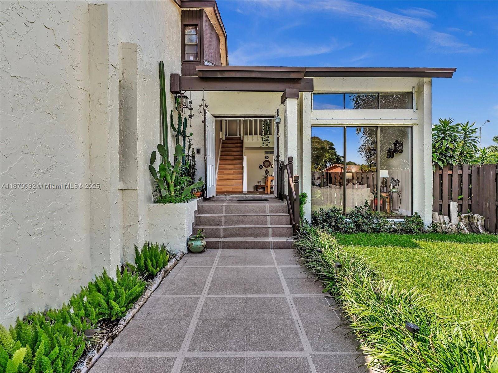 Miami, FL 33186,13666 SW 116th Ln