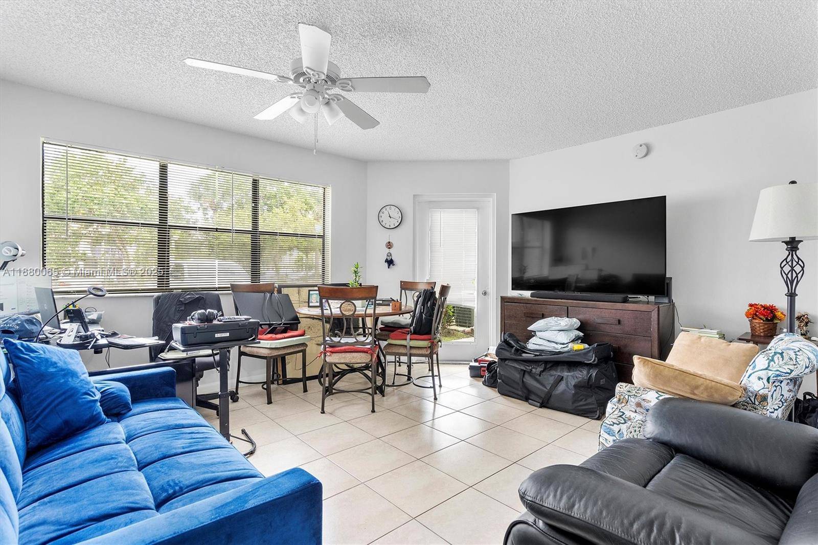 Hollywood, FL 33021,540 S Park Rd #19-9