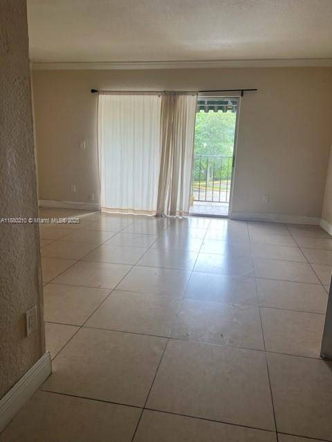 Hialeah, FL 33014,8007 W 6th Ave #E