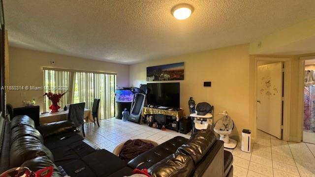 Doral, FL 33166,8290 Lake Dr #119