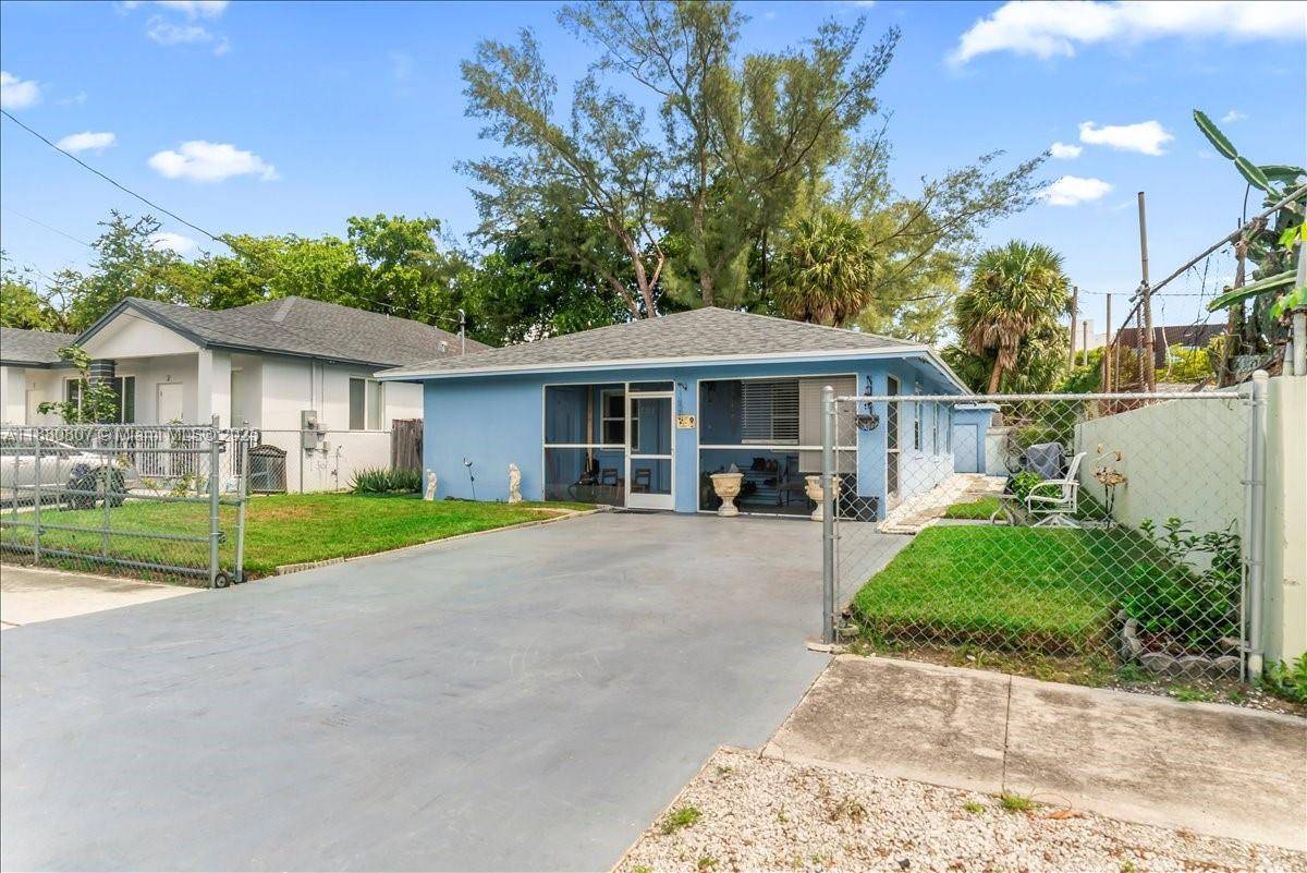 Fort Lauderdale, FL 33311,612 NW 15th Ave