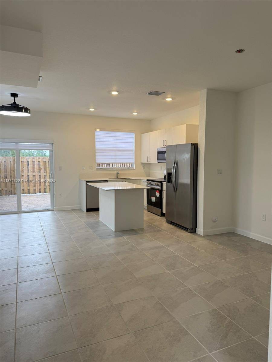 Homestead, FL 33035,2582 SE 29th St #2582