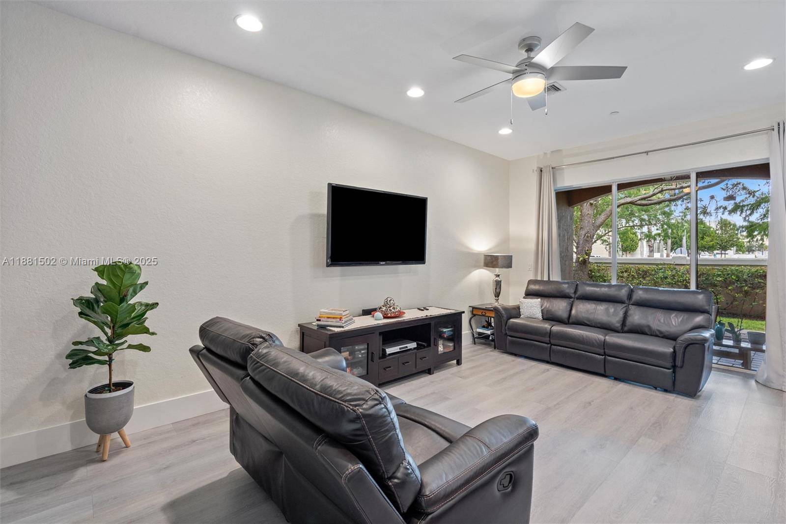 Boynton Beach, FL 33426,12 Nottingham Pl