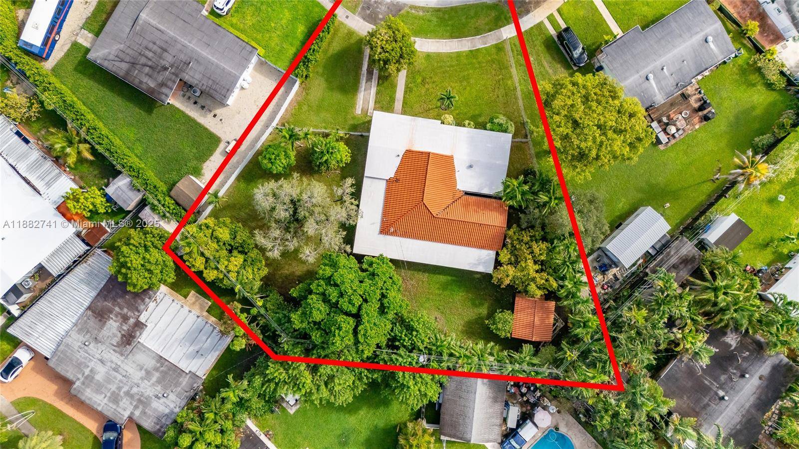 Miami, FL 33165,10950 SW 53rd Dr