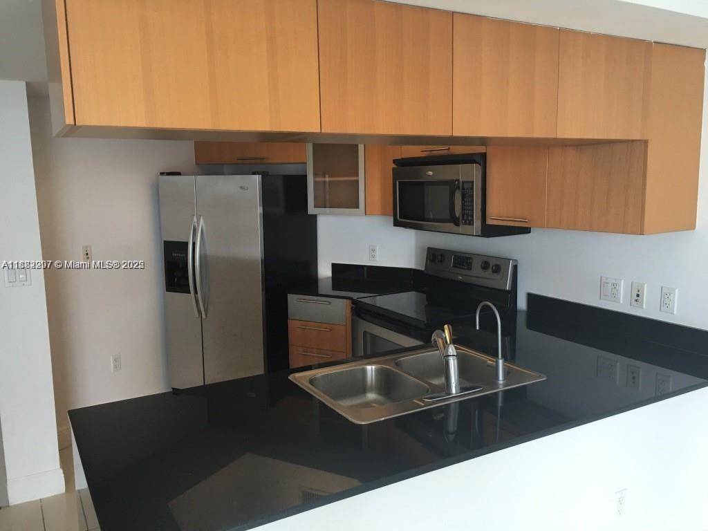 Miami, FL 33132,1750 N Bayshore Dr #3801