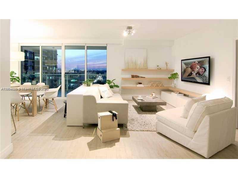 Miami, FL 33130,1250 S Miami Ave #901