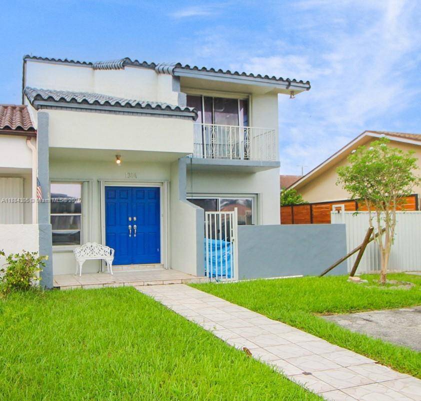 Miami, FL 33174,1314 SW 104th Ct #8-6-B