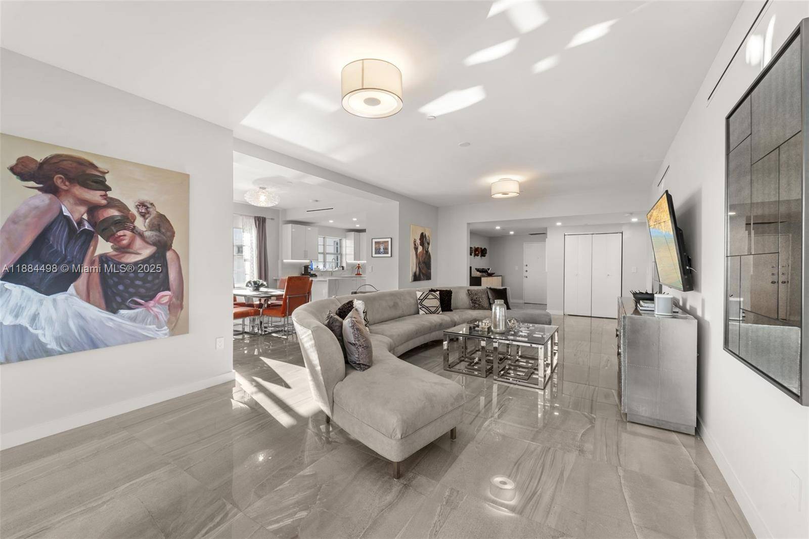 Miami Beach, FL 33139,16 Island Ave #7C