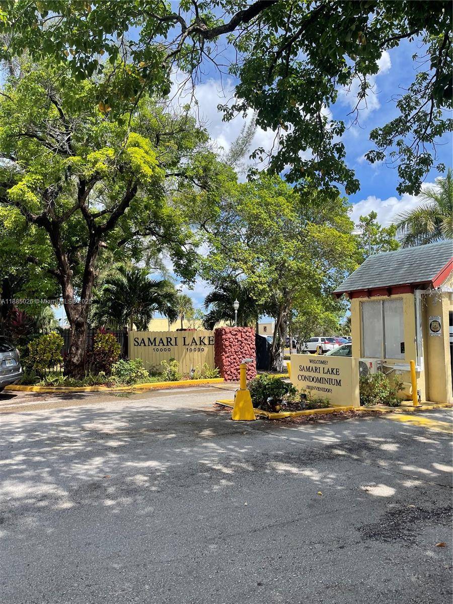 Hialeah Gardens, FL 33016,10000 NW 80th Ct #2424