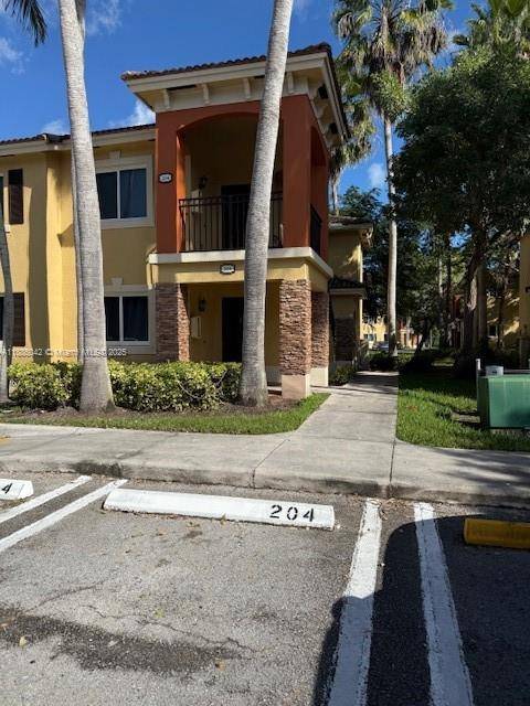 Homestead, FL 33033,985 NE 33rd Ter #204