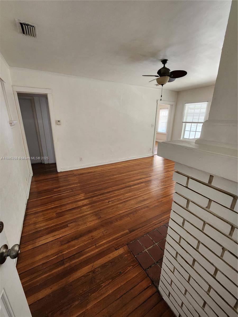 West Palm Beach, FL 33401,315 Eucalyptus St #2