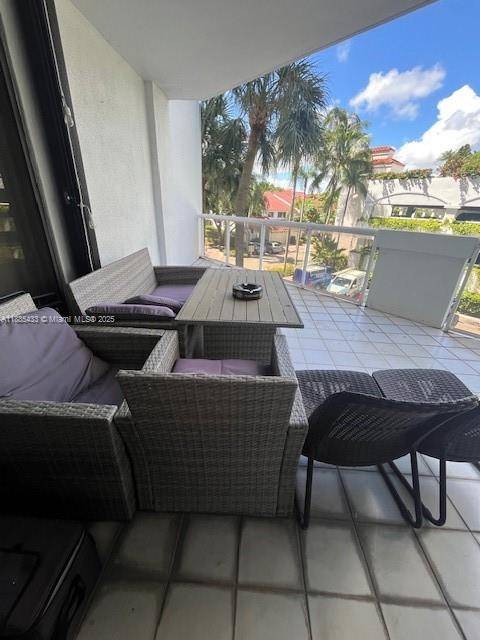 Aventura, FL 33180,3610 Yacht Club Dr #215