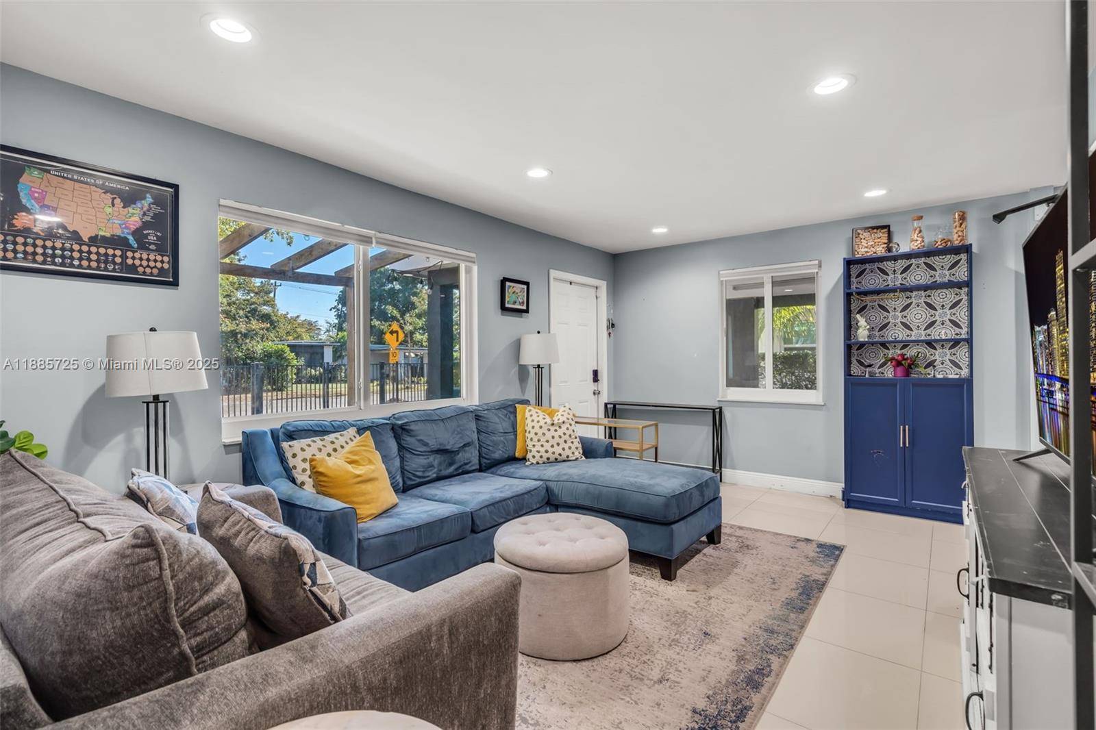 North Miami, FL 33168,125 NW 127th St