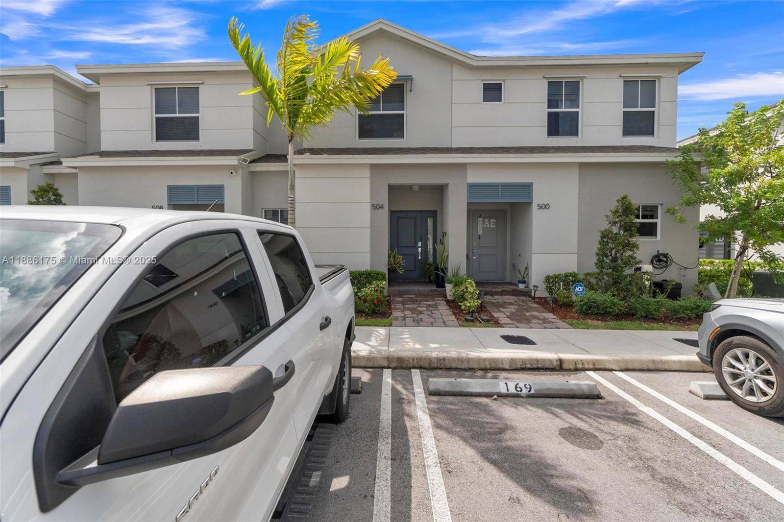 Florida City, FL 33034,504 NE 1st Dr #504