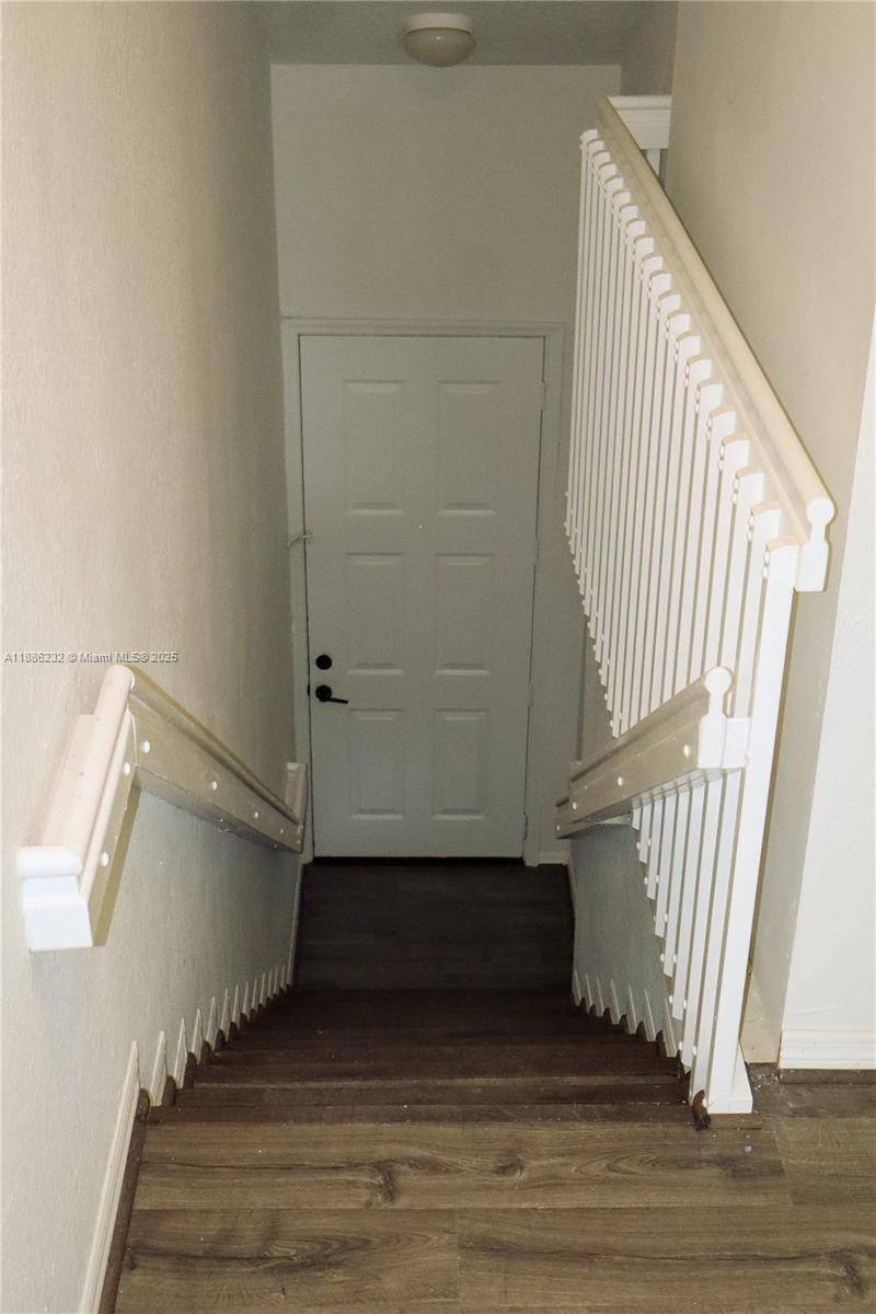 Sunrise, FL 33325,711 SW 148th Ave #412