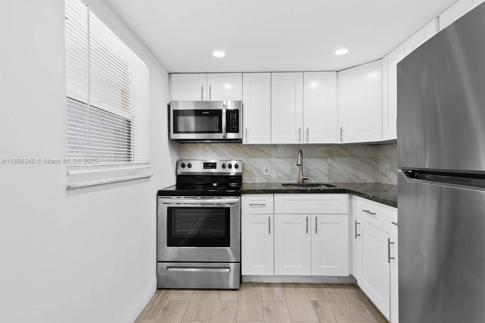 Fort Lauderdale, FL 33304,1109 NE 6th Ave #2