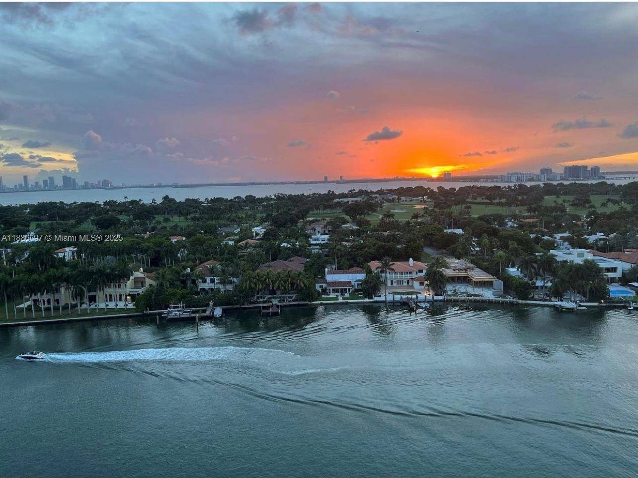 Miami Beach, FL 33140,5701 Collins Ave #PH09