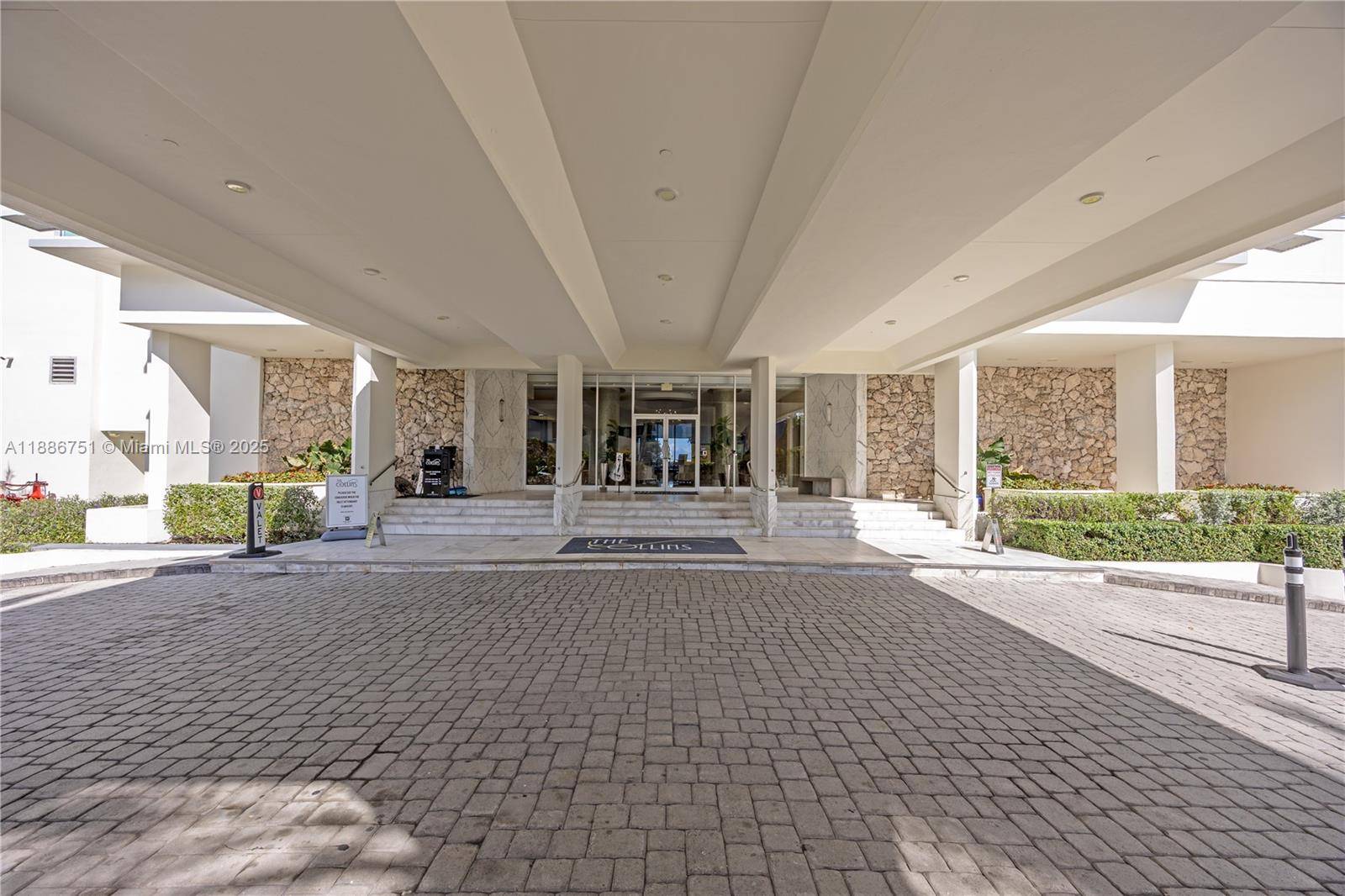 Miami Beach, FL 33141,6917 Collins Ave #1522