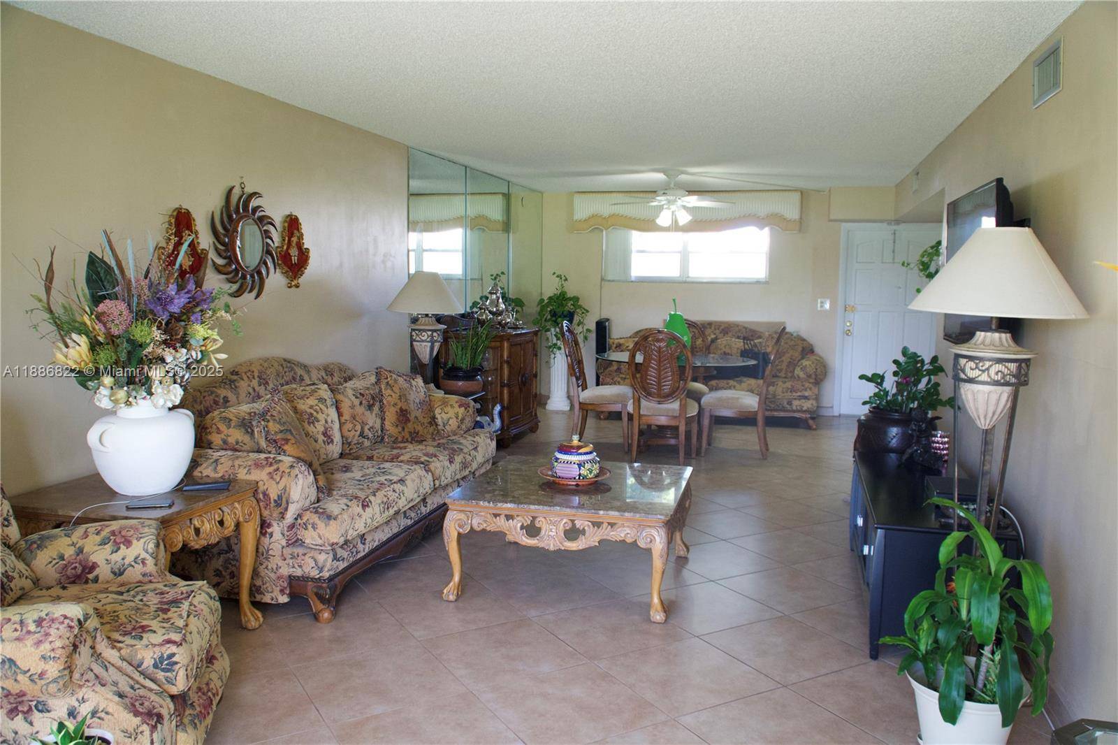 Pembroke Pines, FL 33025,9820 S Hollybrook Lake Dr #106