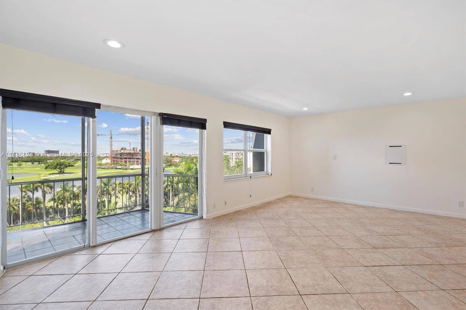 Hallandale Beach, FL 33009,200 Diplomat Pkwy #825