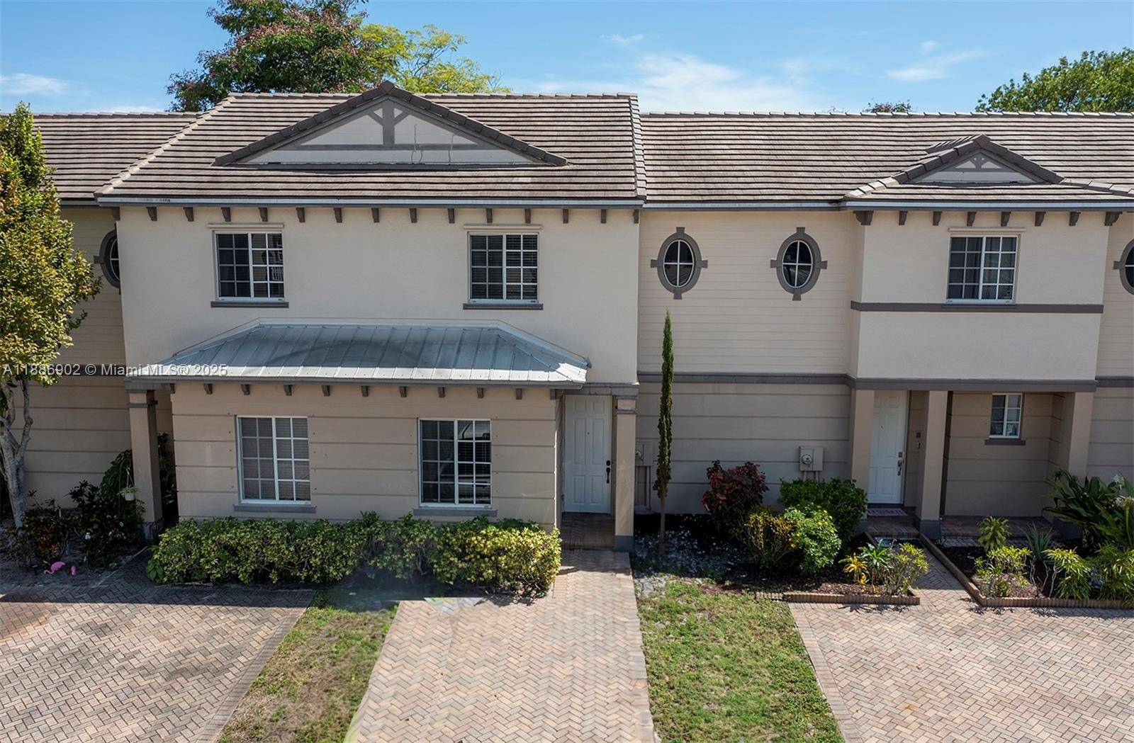 Riviera Beach, FL 33404,1112 Lucaya Dr