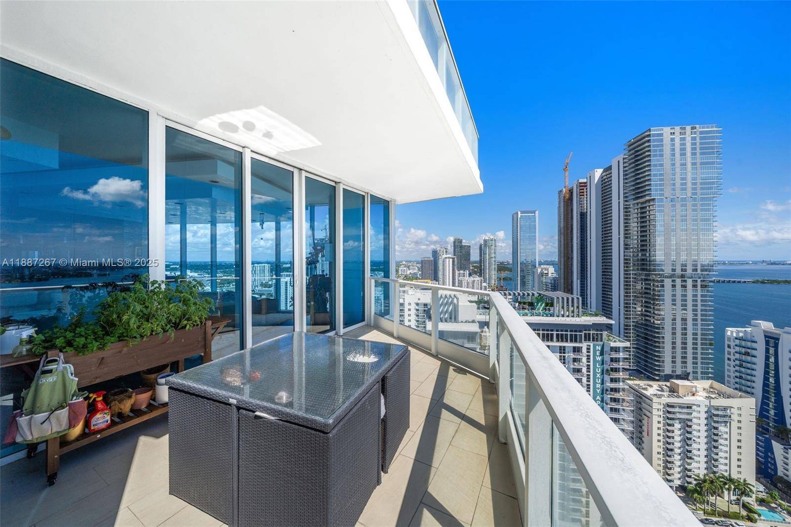 Miami, FL 33137,2020 N Bayshore Dr #3501