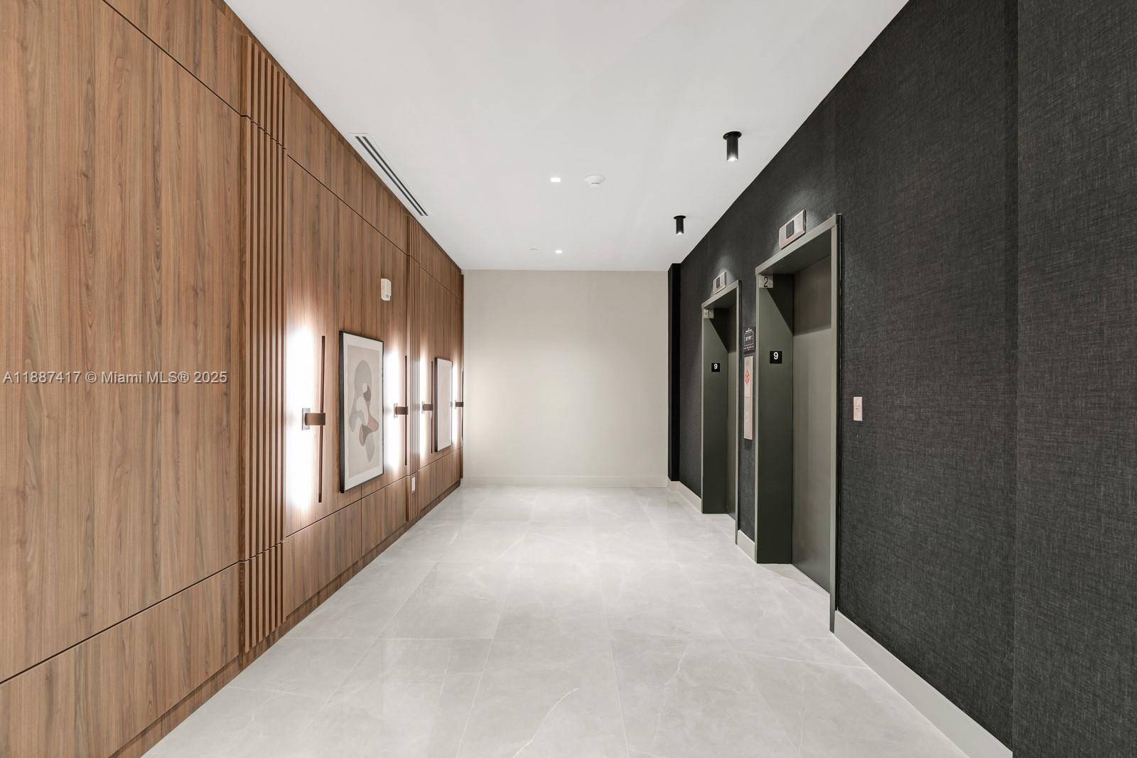 Hallandale Beach, FL 33009,800 N Federal Hwy #901