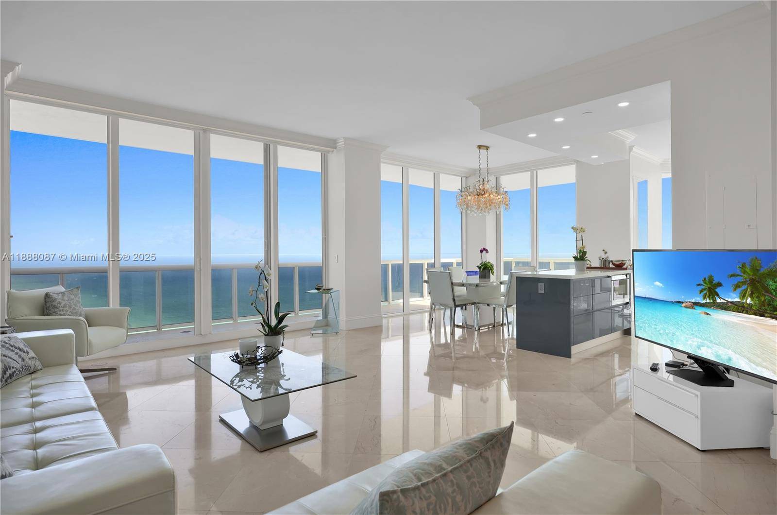 Miami Beach, FL 33140,4779 Collins Ave #PH4301