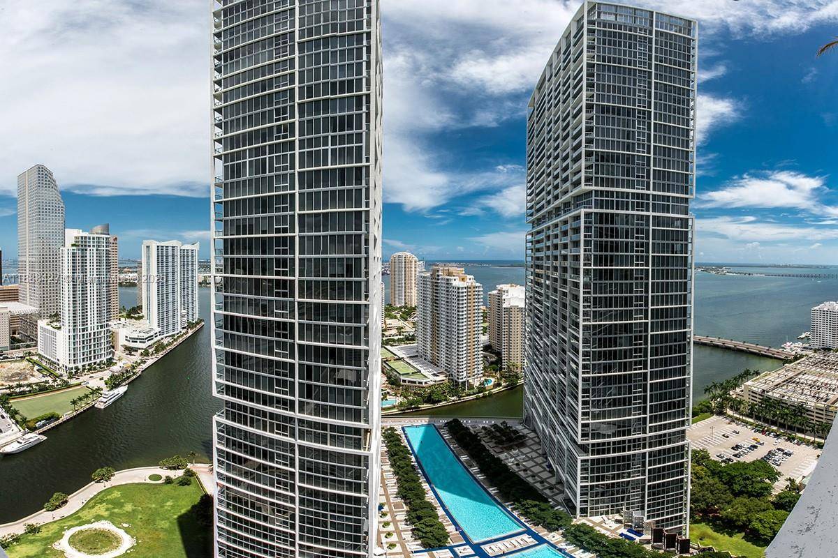 Miami, FL 33131,485 Brickell Ave #3707