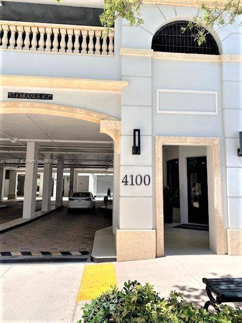 Coral Gables, FL 33146,4100 Salzedo St #702