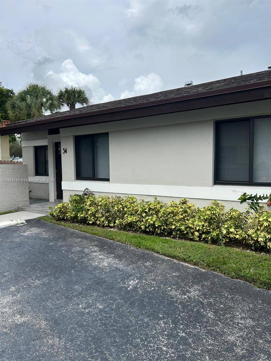 Miami, FL 33196,9630 SW 152nd Ave #34