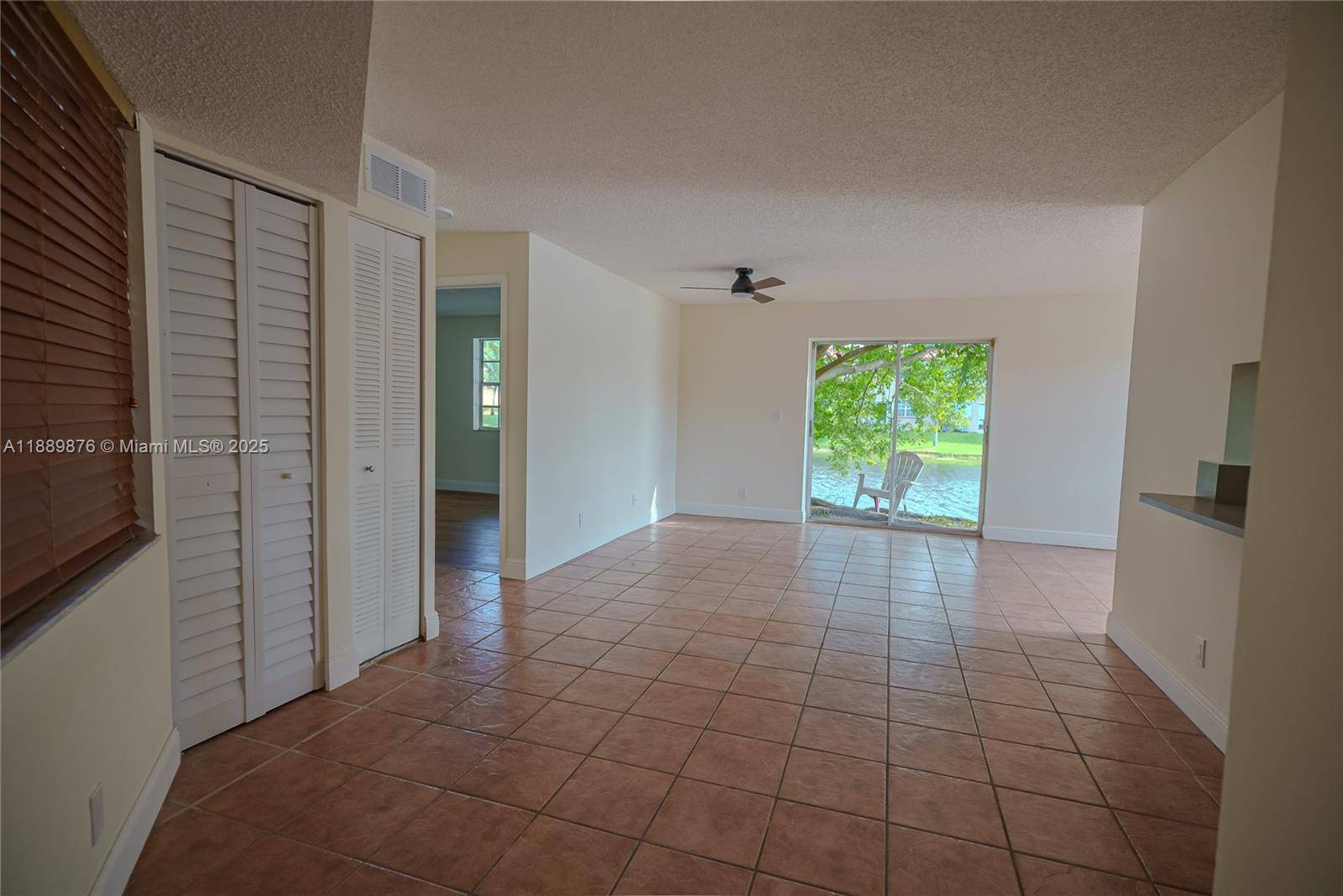 Pembroke Pines, FL 33025,8630 SW 3rd St #102