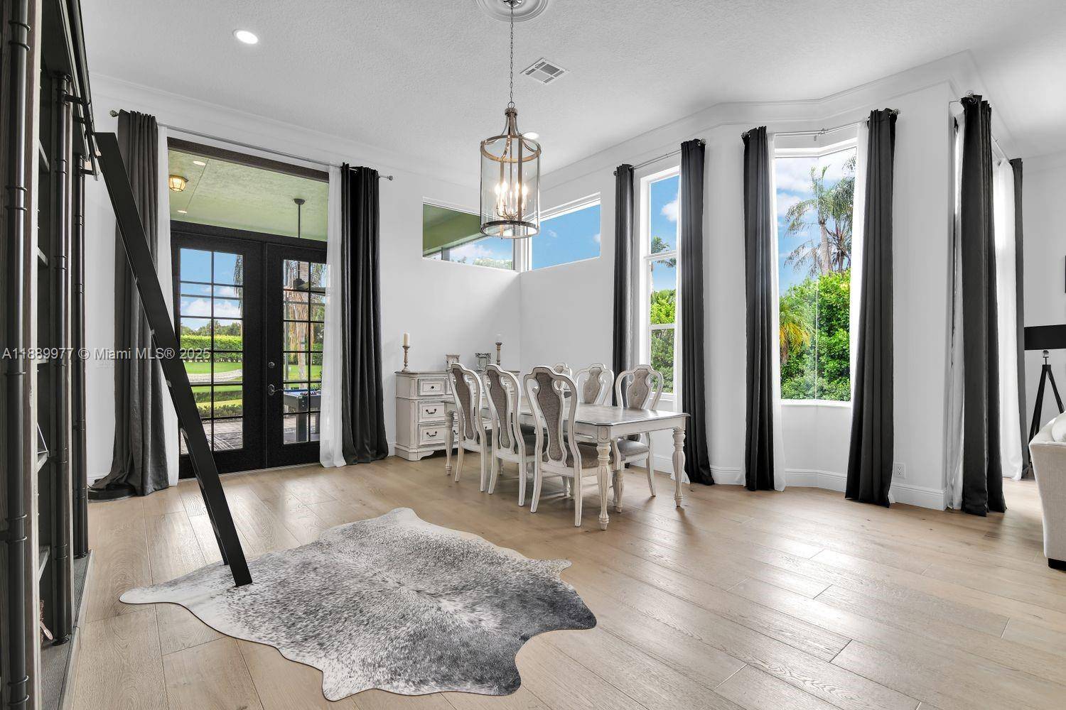 Boca Raton, FL 33496,6622 Newport Lake Cir