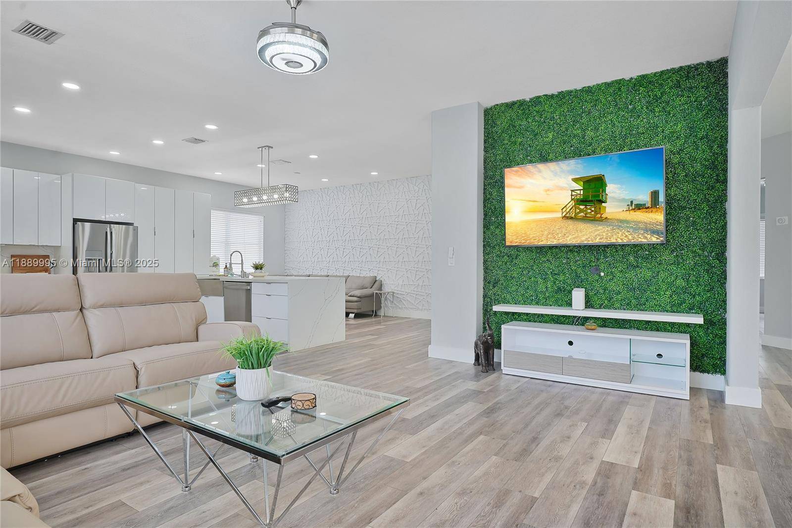 Hialeah, FL 33018,17933 NW 87th Pl