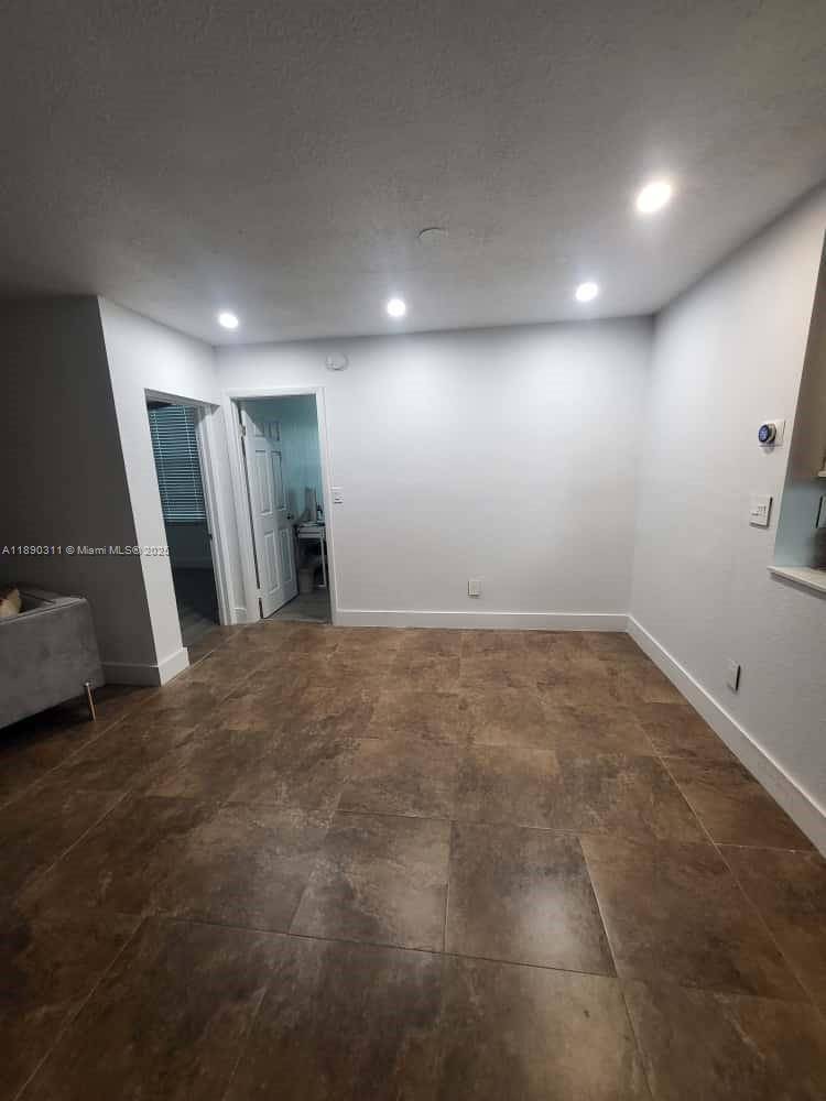 Pembroke Pines, FL 33026,1236 N Hiatus Rd #1236