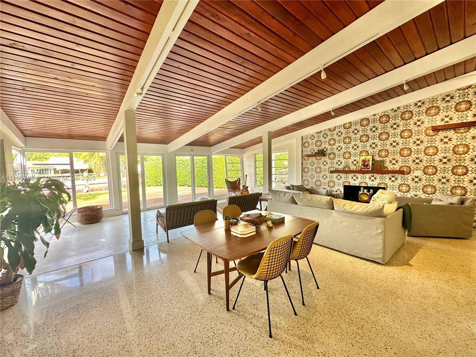 North Miami, FL 33181,1825 Keystone Blvd