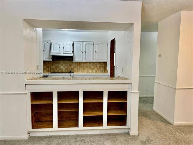 Other City - In The State Of Florida, FL 32608,2816 SW 14TH DR #2816