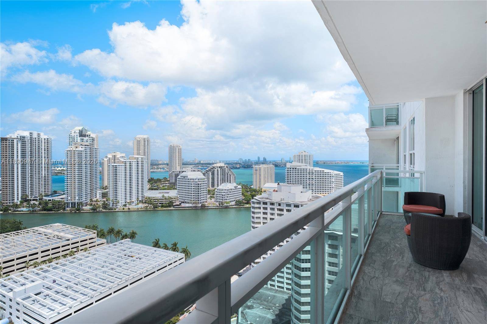 Miami, FL 33131,950 Brickell Bay Dr #2606