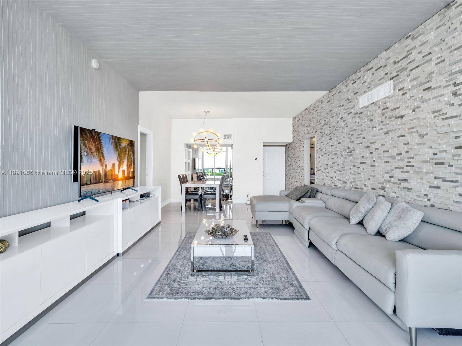 Sunny Isles Beach, FL 33160,100 Bayview Dr #PH01