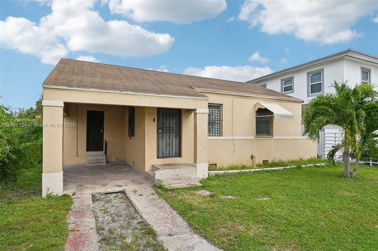 Miami, FL 33150,1043 NW 75th St