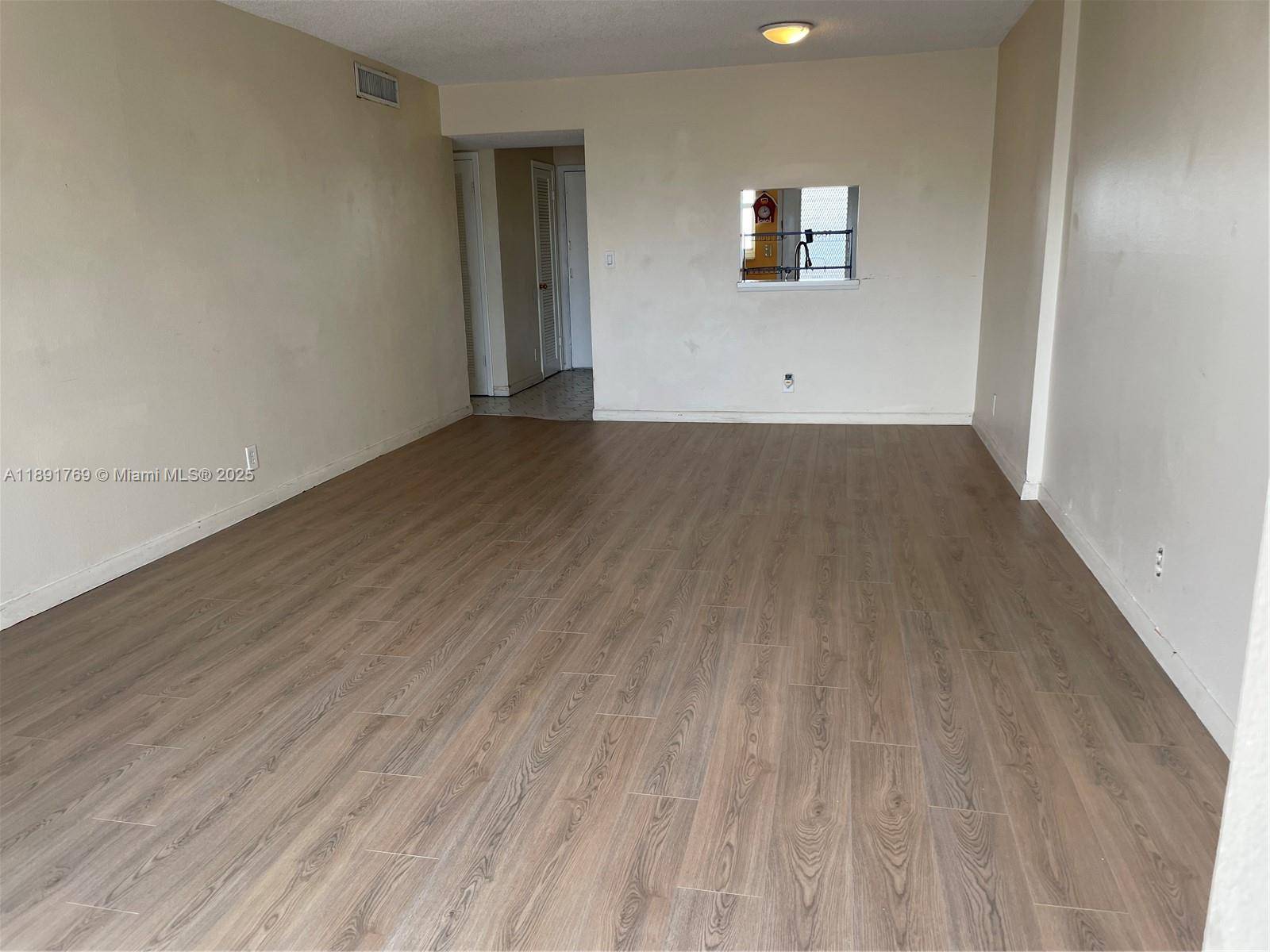 Hallandale Beach, FL 33009,1001 NE 14th Ave #706