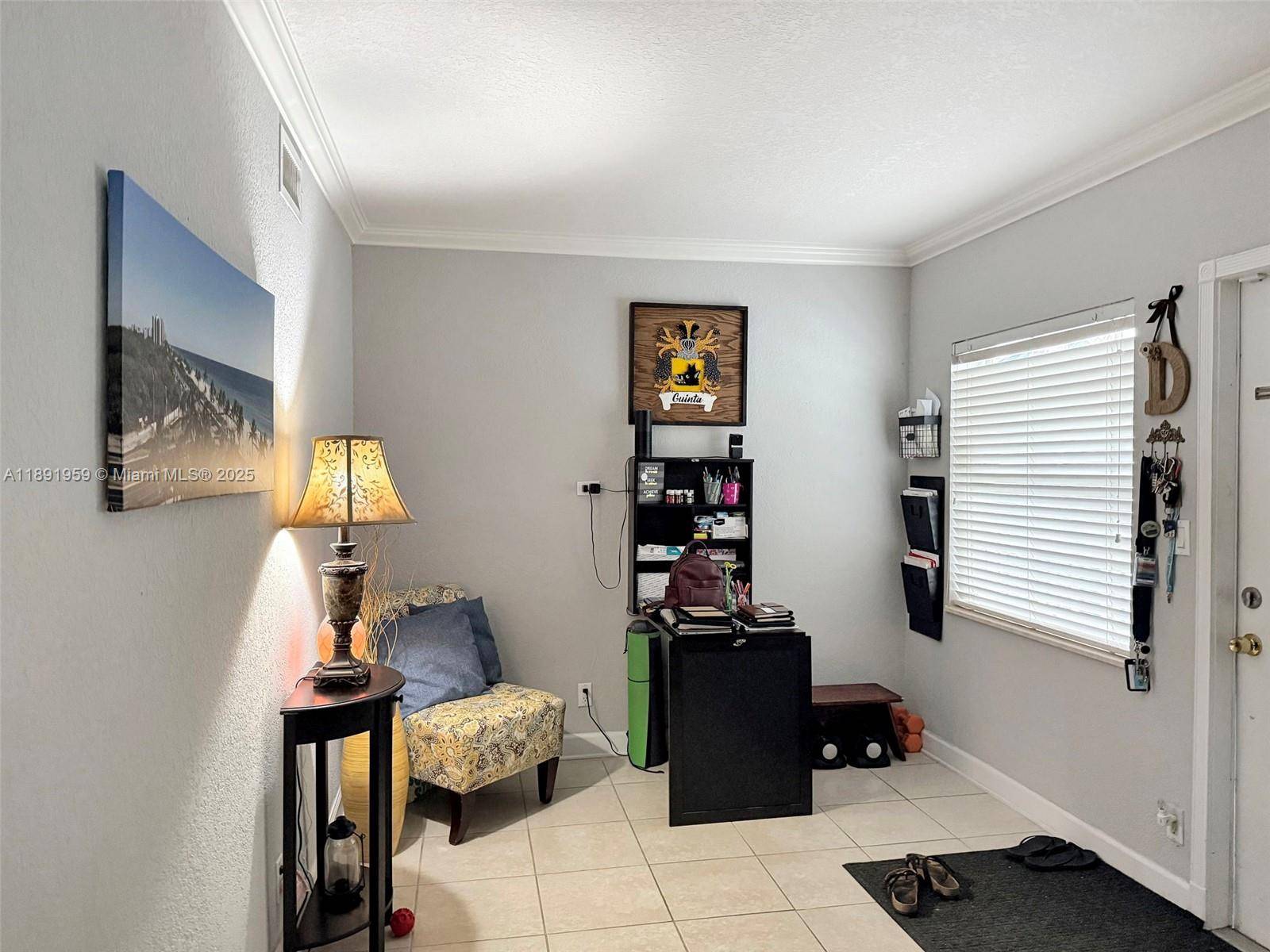 Fort Lauderdale, FL 33301,924 SE 2nd St #17