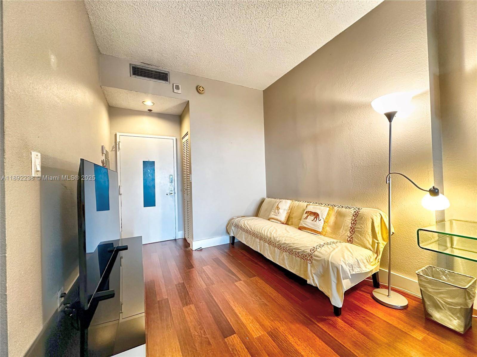 Miami Beach, FL 33140,2829 Indian Creek Dr #1407